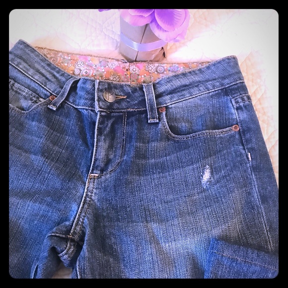 🌸🌸 Paige Flared Jeans - Picture 3 of 8